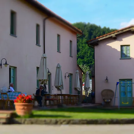 Monte A Alloggio per agriturismo Pescia